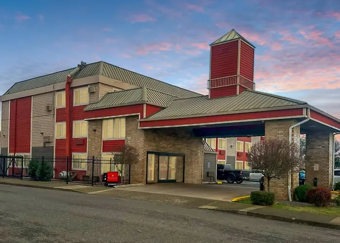 Ramada By Wyndham Portland