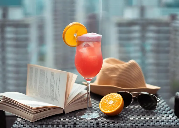 Traveltine Downtown , Trademark Collection By Wyndham