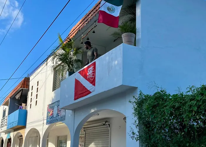 Mi Refugio Dive House