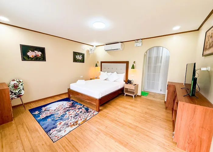 Family Hotel: Sky Garden Homestay