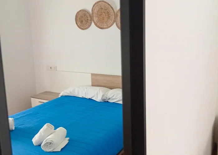 Hotel cerca del colegio: Apartamentos Foz 3000