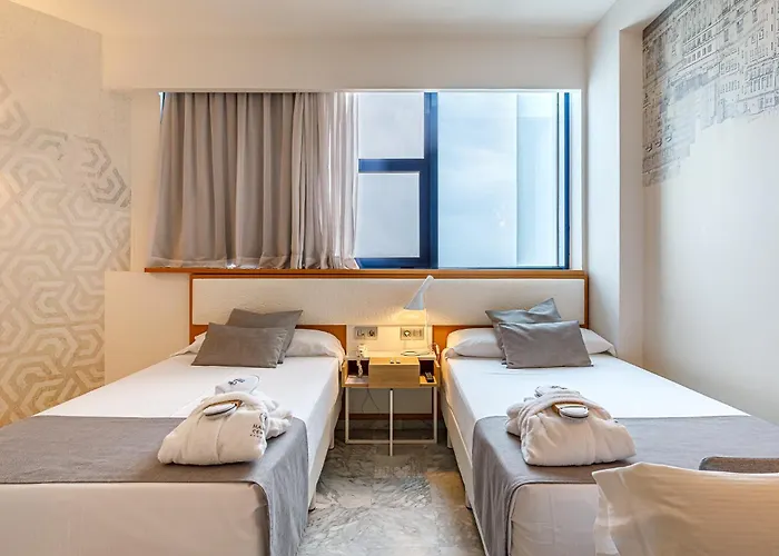 Hotel Jacuzzi: Hotel Madeira Centro