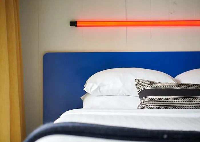 Phoenix Hotel