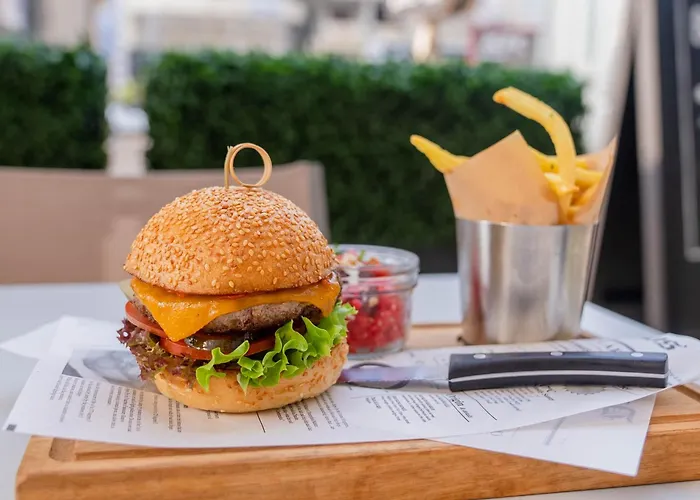 Al Maha Arjaan By Rotana