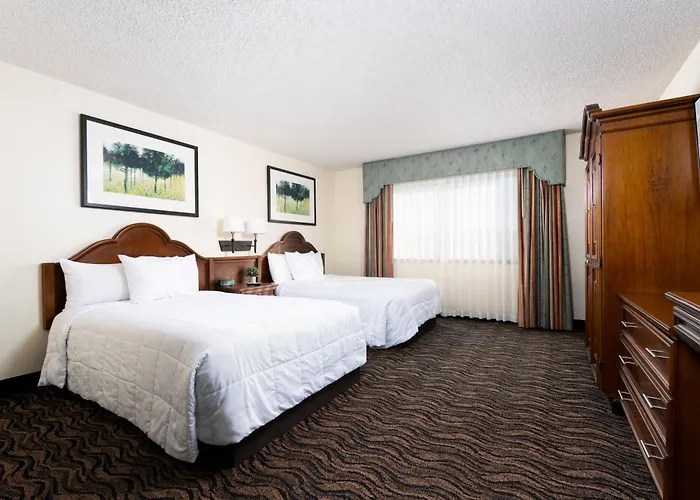 Mcm Elegante Suites Abilene