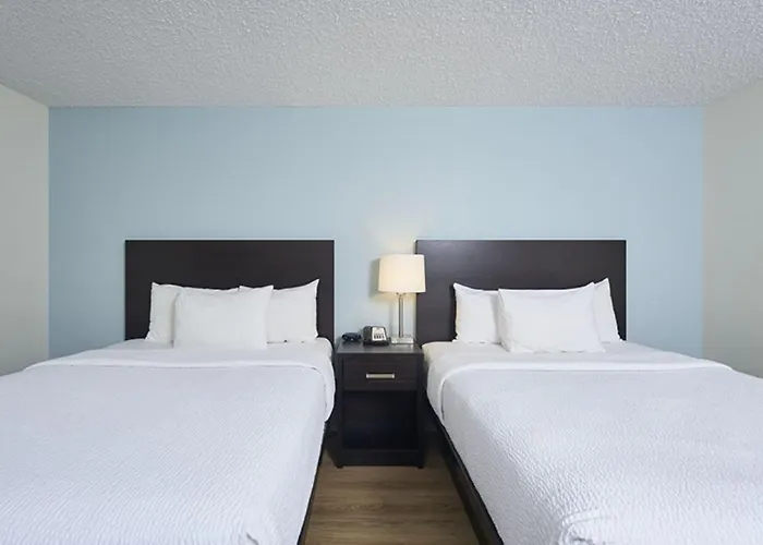 Jacuzzi hotel: Canad Inns Destination Centre Windsor Park