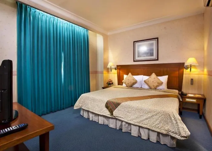 Pet Friendly hotel: Nalendra Hotel
