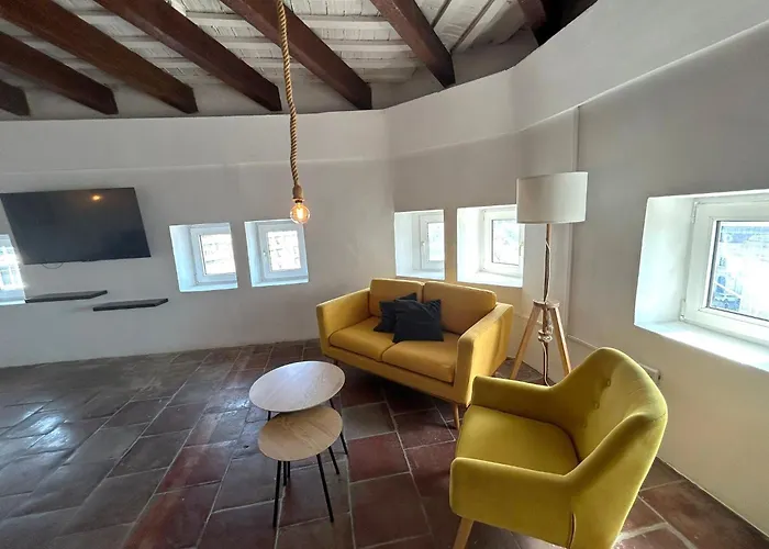 Hotel de 3 estrellas: AmazINN Places Casa Calabuig Valencia Puerto - No Ascensor -