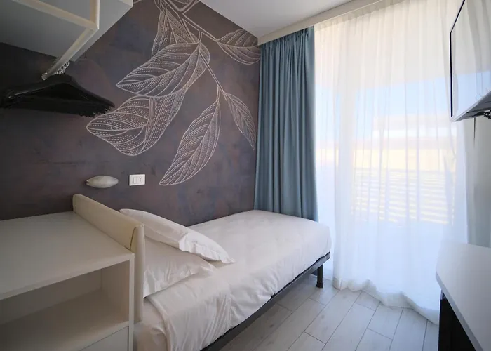 Hotel near College: Hotel Amburgo