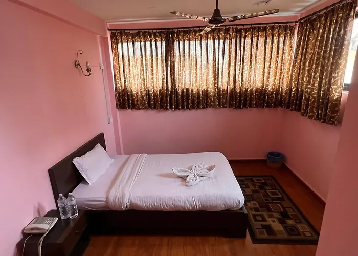 B&B only: Hotel Family Home