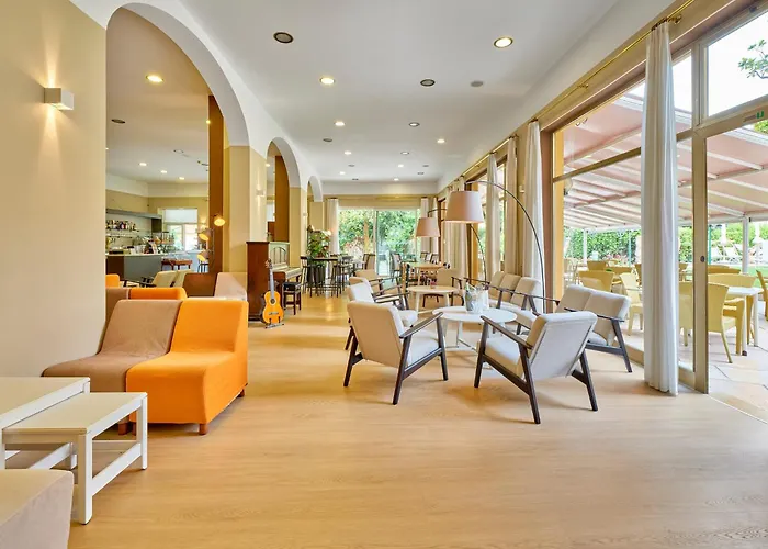 Hotel: 
