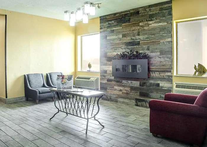 Motel: Super 8 By Wyndham Indianapolis South