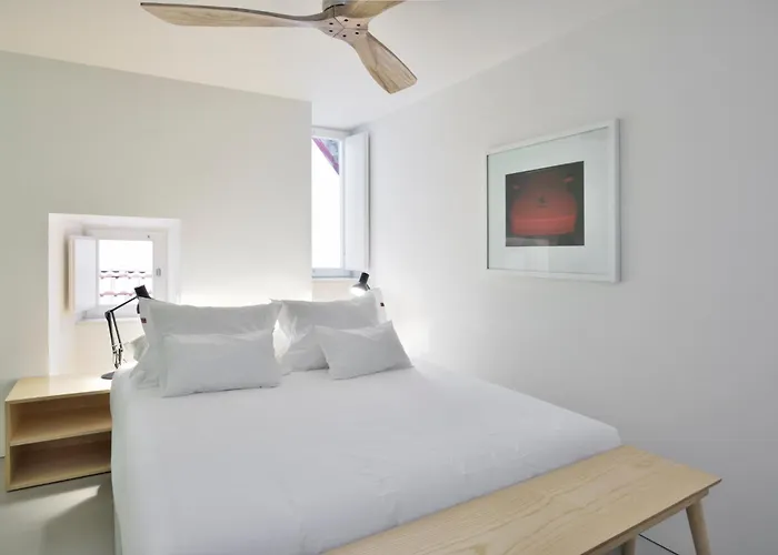 Cheap hotels House Of Artists