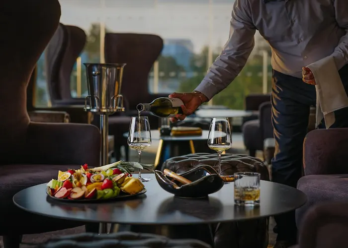 Luxury hotel only: Nissiblu Beach Resort