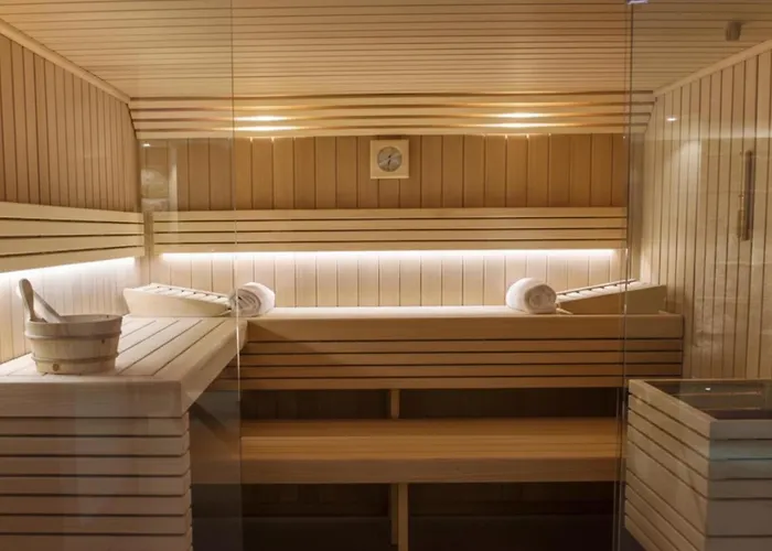 Hôtel Jacuzzi: Best Western Plus Cannes Riviera&Spa