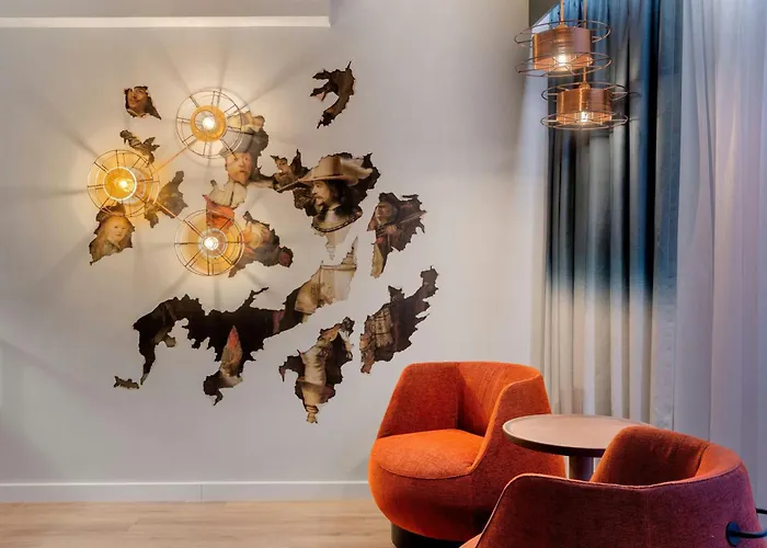 Pet Friendly hotel: Renaissance Amsterdam Hotel