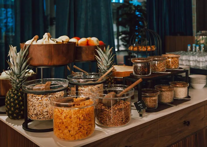 5 star hotels Radisson Blu Media Harbour , Duesseldorf