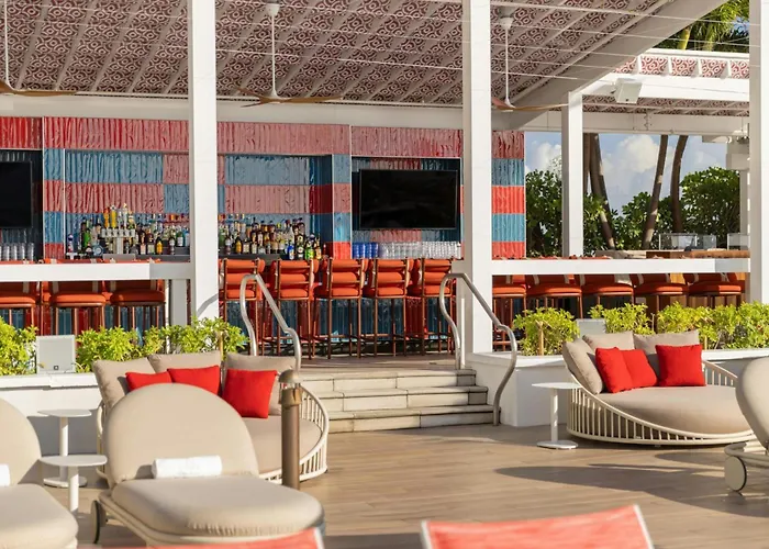 Luxury hotel only: W Fort Lauderdale