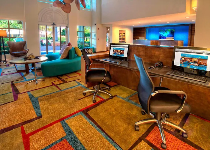 Hotel with view: Fairfield Inn & Suites By Marriott Destin