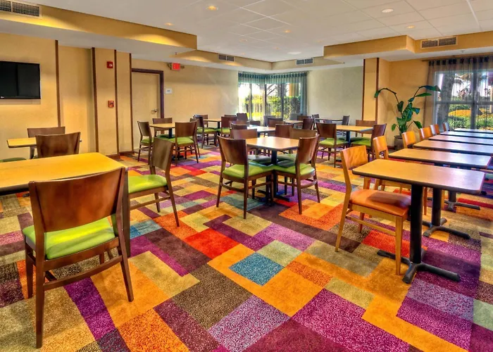 Hotel with view: Fairfield Inn & Suites By Marriott Destin