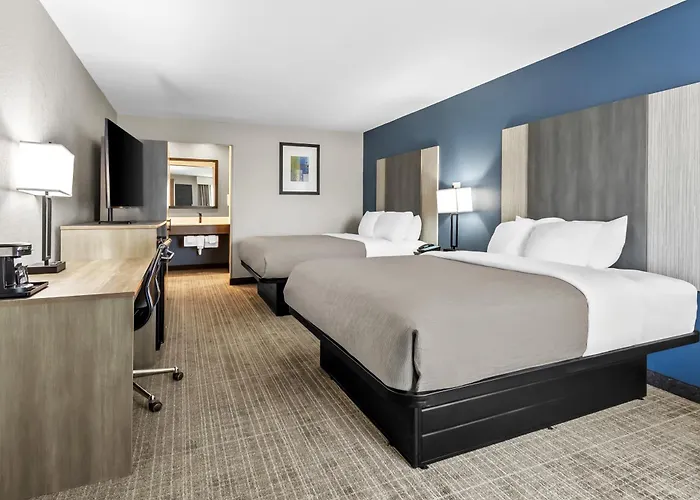 Motel: Quality Inn & Suites Florence Civic Center