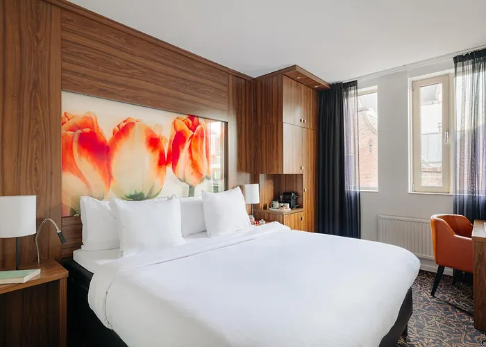 4 star hotel: Nyx Hotel Amsterdam Rembrandt Square