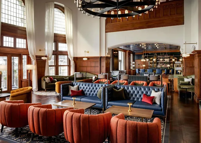 Romantic hotel: Fairmont Hotel Macdonald