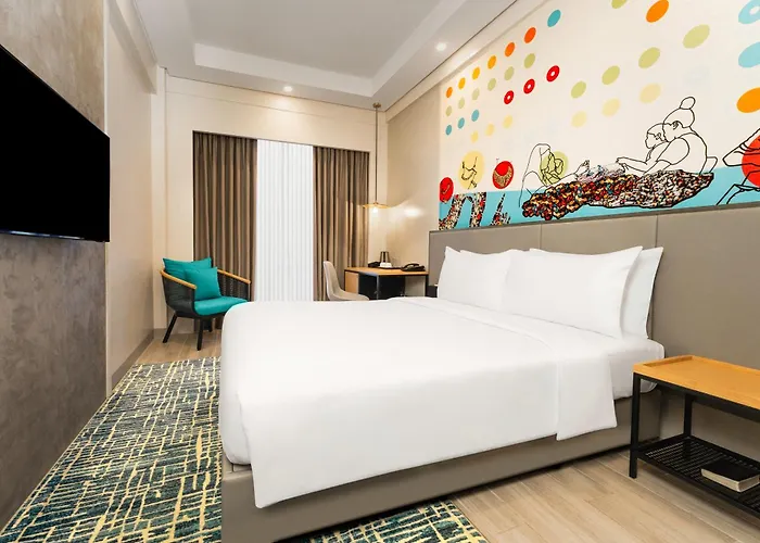 4 star hotel: Mercure Mactan Cebu