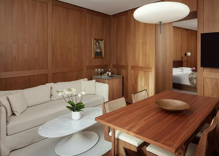 Luxury hotel only: The Rome Edition