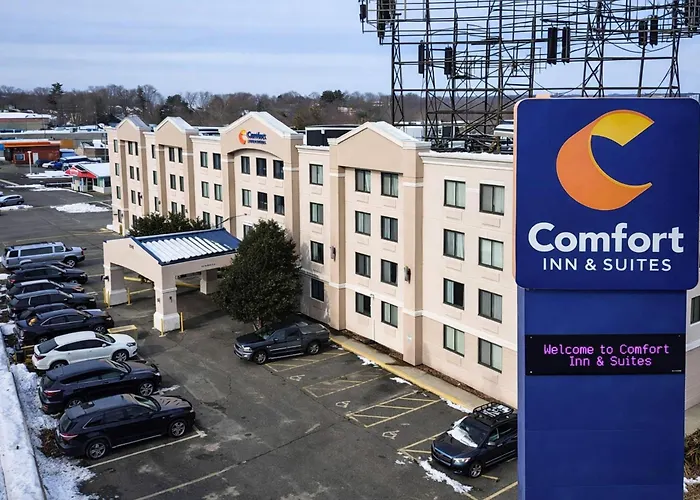 Comfort Inn & Suites East