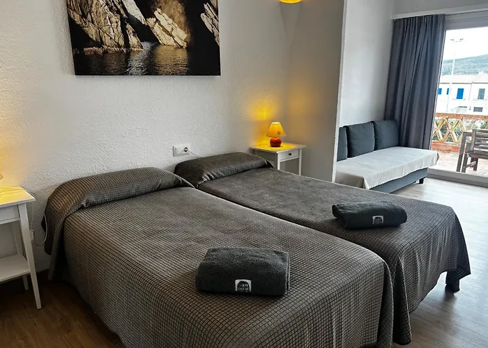 Ping Pong hotel: Carpe Diem Cadaques
