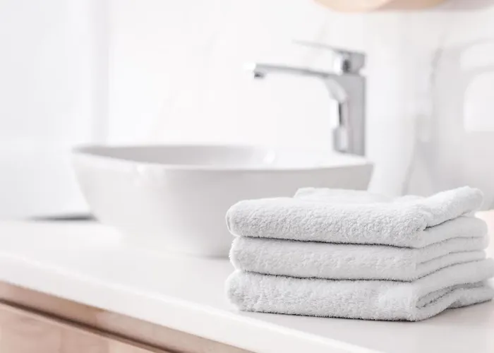 Pet Friendly hotel: Holiday Inn Express Hotel & Suites 1000 Islands - Gananoque By Ihg