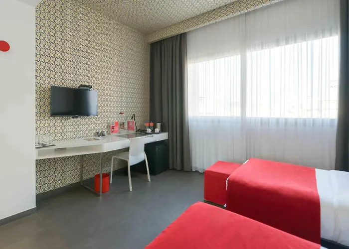 Ski hotel: The Smallville Hotel