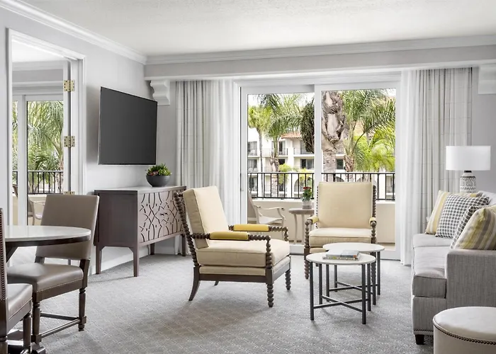 Luxury hotel only: Hyatt Regency Huntington Beach Resort And Spa