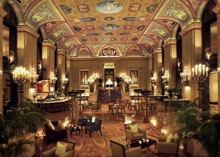 Hotel with view: The Palmer House Hilton