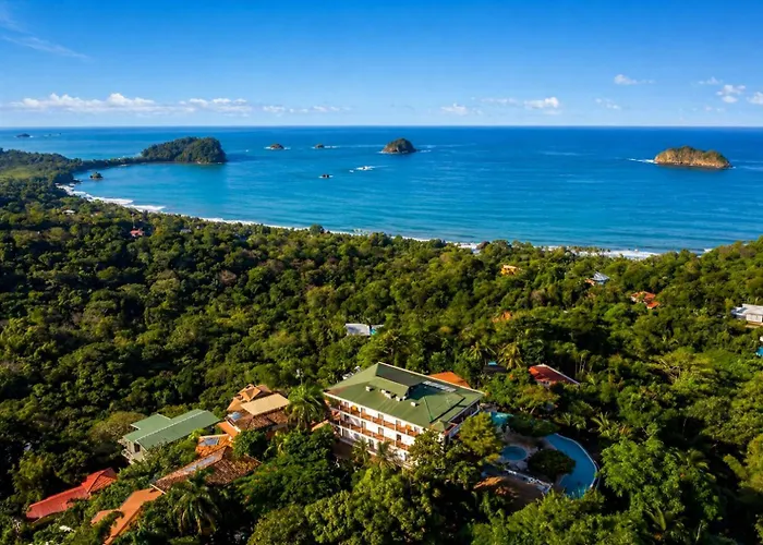 Family Friendly Hotels La Mariposa
