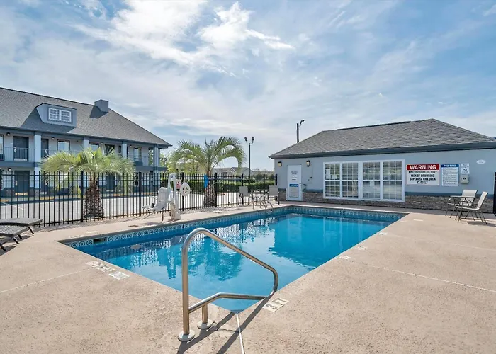 Baymont By Wyndham Warner Robins