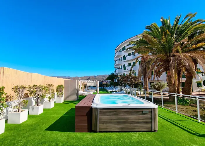 Servatur Playa Bonita (Adults Only)