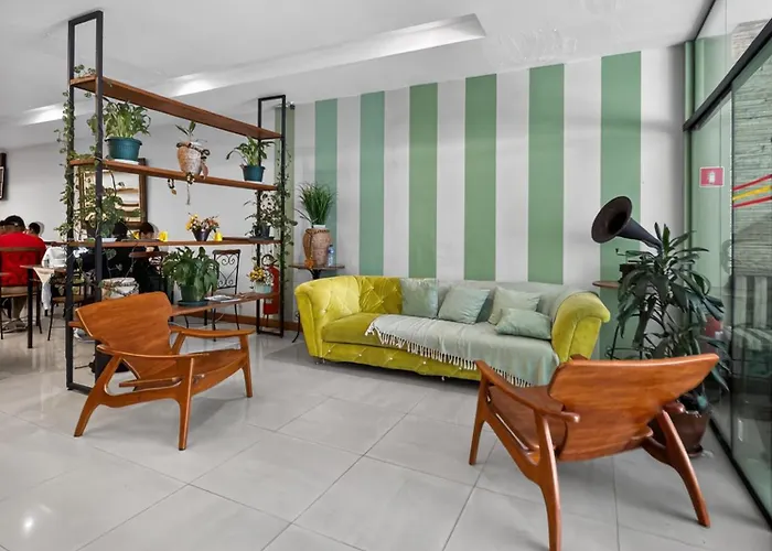 Hmg Rio Suites