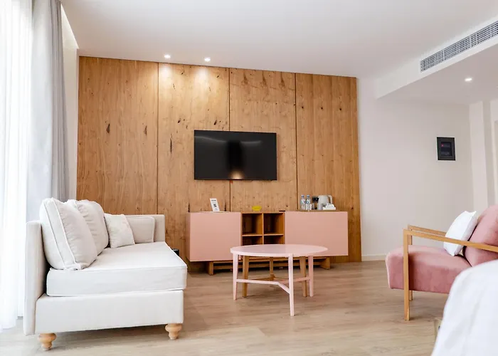 Glow Boutique & Suites