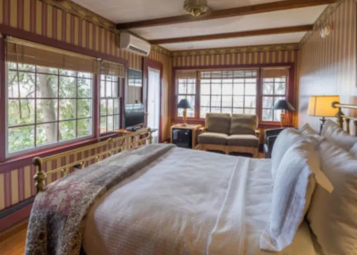 Snug Cottage