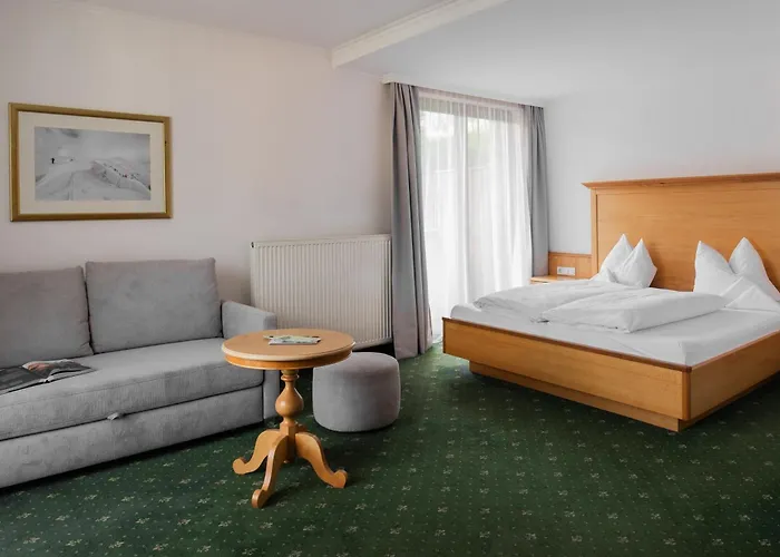 Family Friendly Hotels Martini Kaprun Inkluding Breakfast & Free Parking