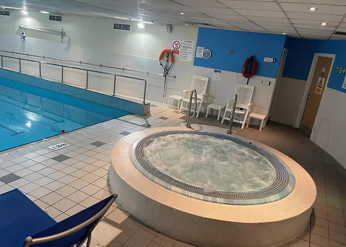 Hotel do aeroporto: Holiday Inn Edinburgh Zoo By Ihg