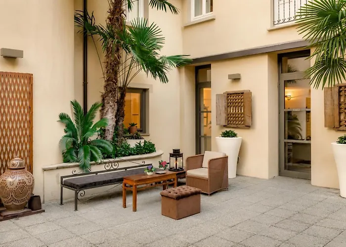 Townhouse 33 Boutique