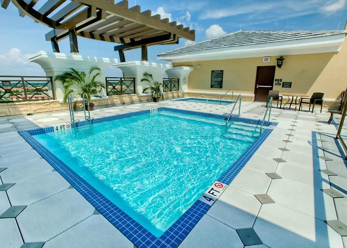 Ramada Plaza By Wyndham & Suites Intl Drive - Newly Renovated!