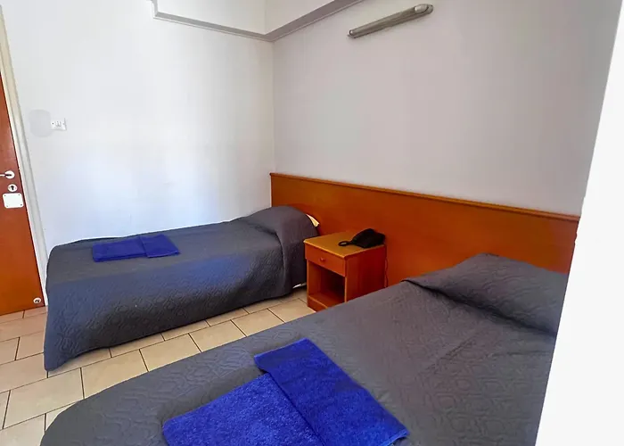 Denis Hotel