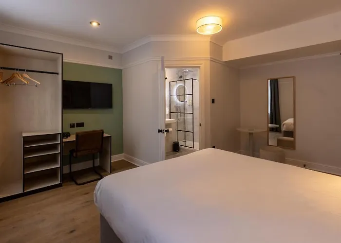 Сity center hotels Garner Reading City Centre, An Ihg