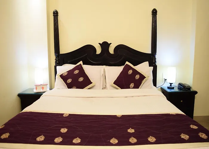 Cheap hotels Capital O Moti Mahal