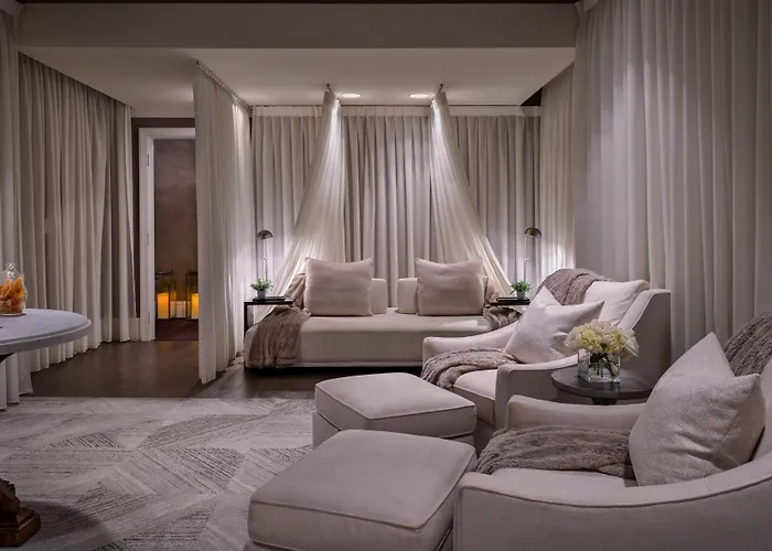 Family Friendly Hotels Trump International Las Vegas
