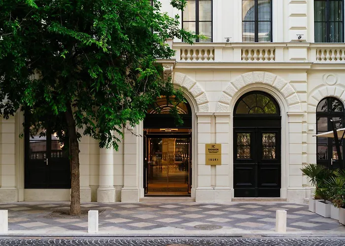 Kid friendly hotel Radisson Collection , Basilica Budapest